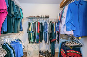 Primary Bedroom Walk-in Closet1