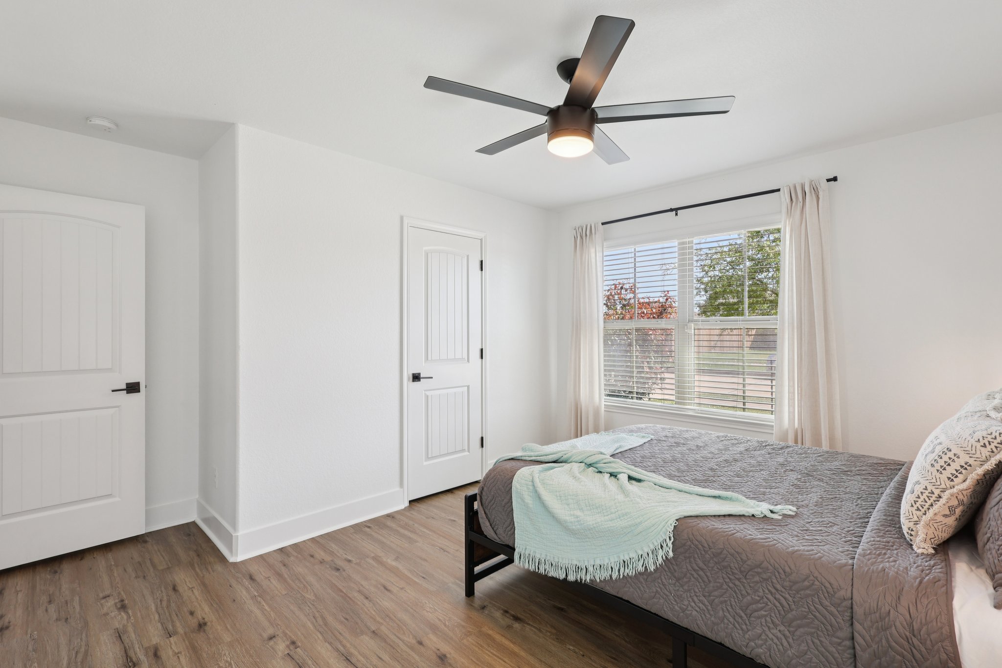 Auburn Heights Trail-S1303-016.jpg