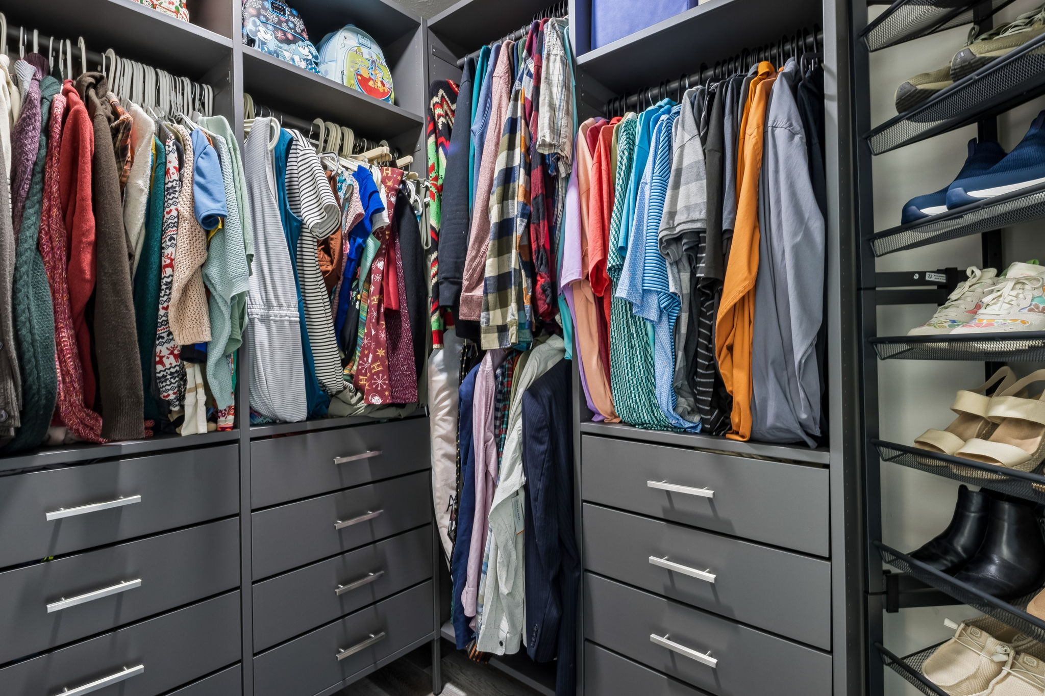 Primary Bedroom Closet