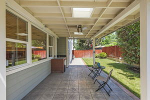  Photo 28