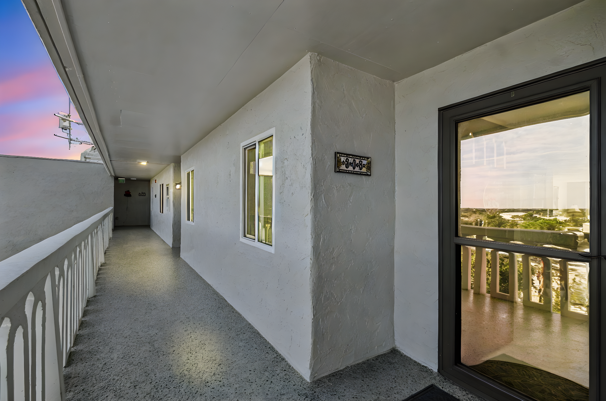 DSC_7272 day to dusk.jpeg