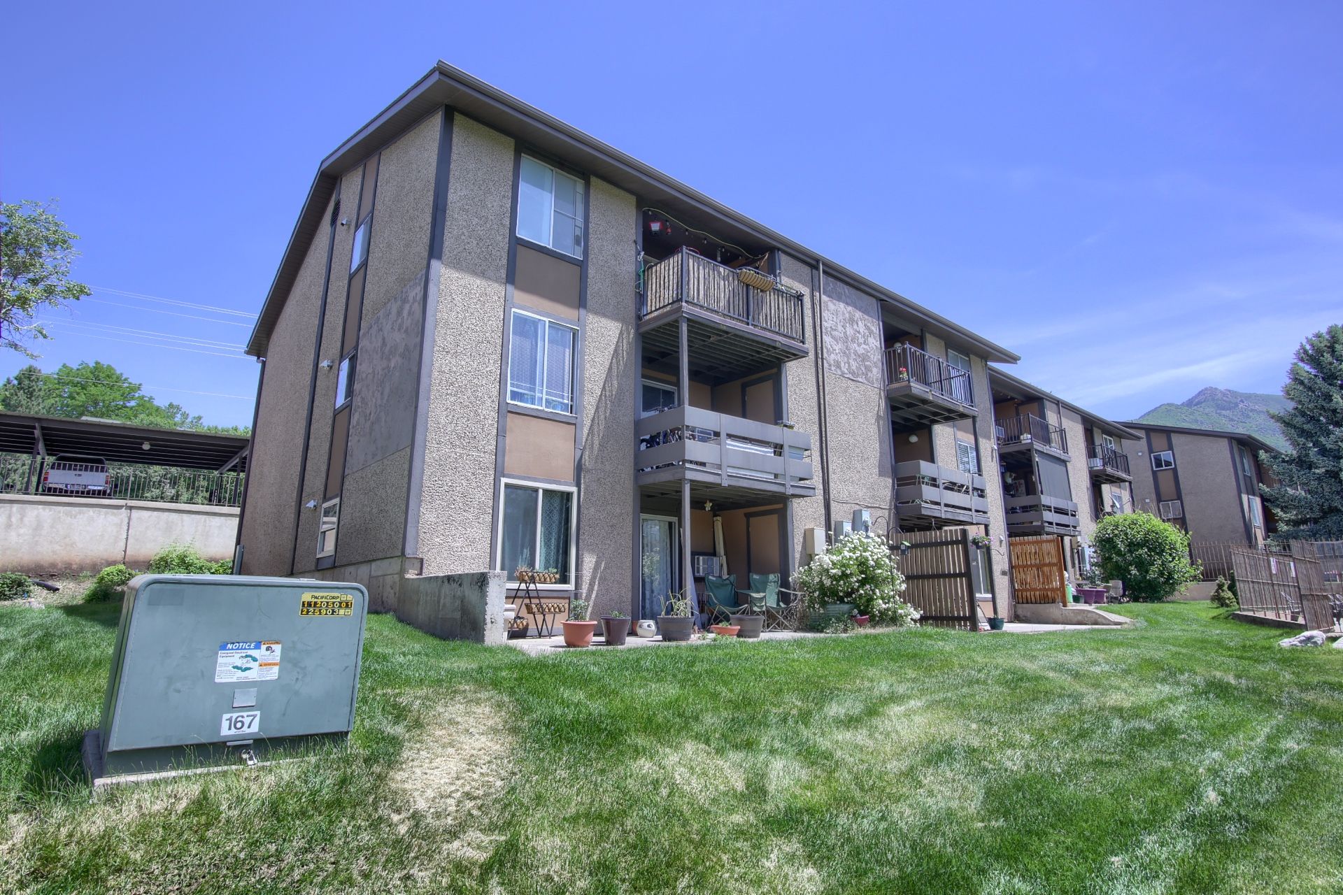  1776 E 5625 S, Ogden, UT 84403, US