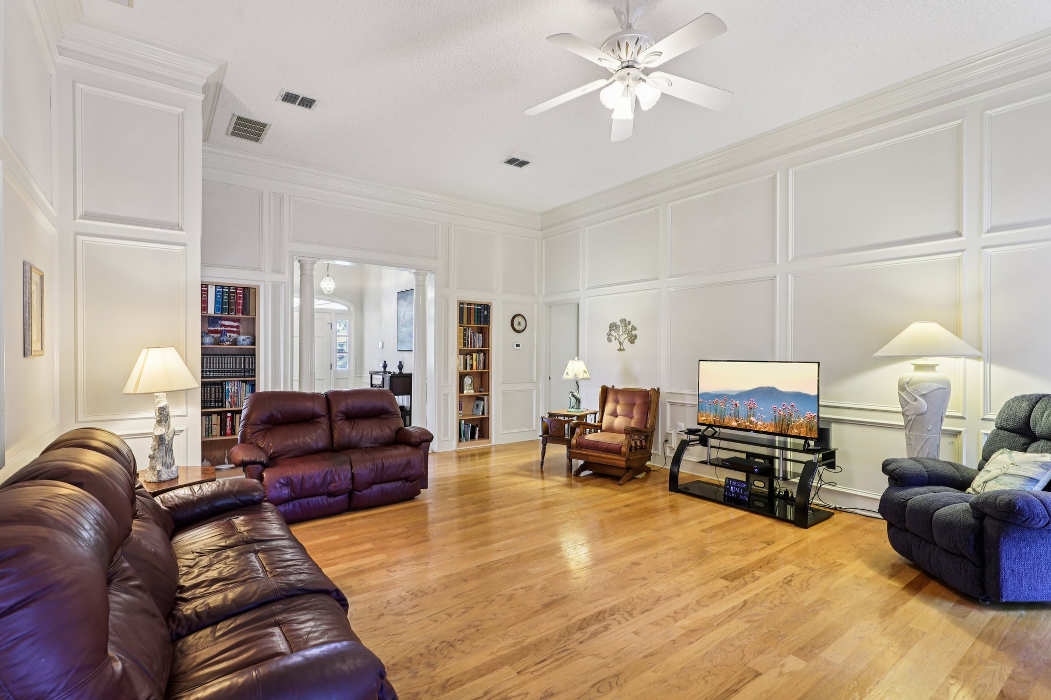 Long Slough Walk-S0207-009.jpg