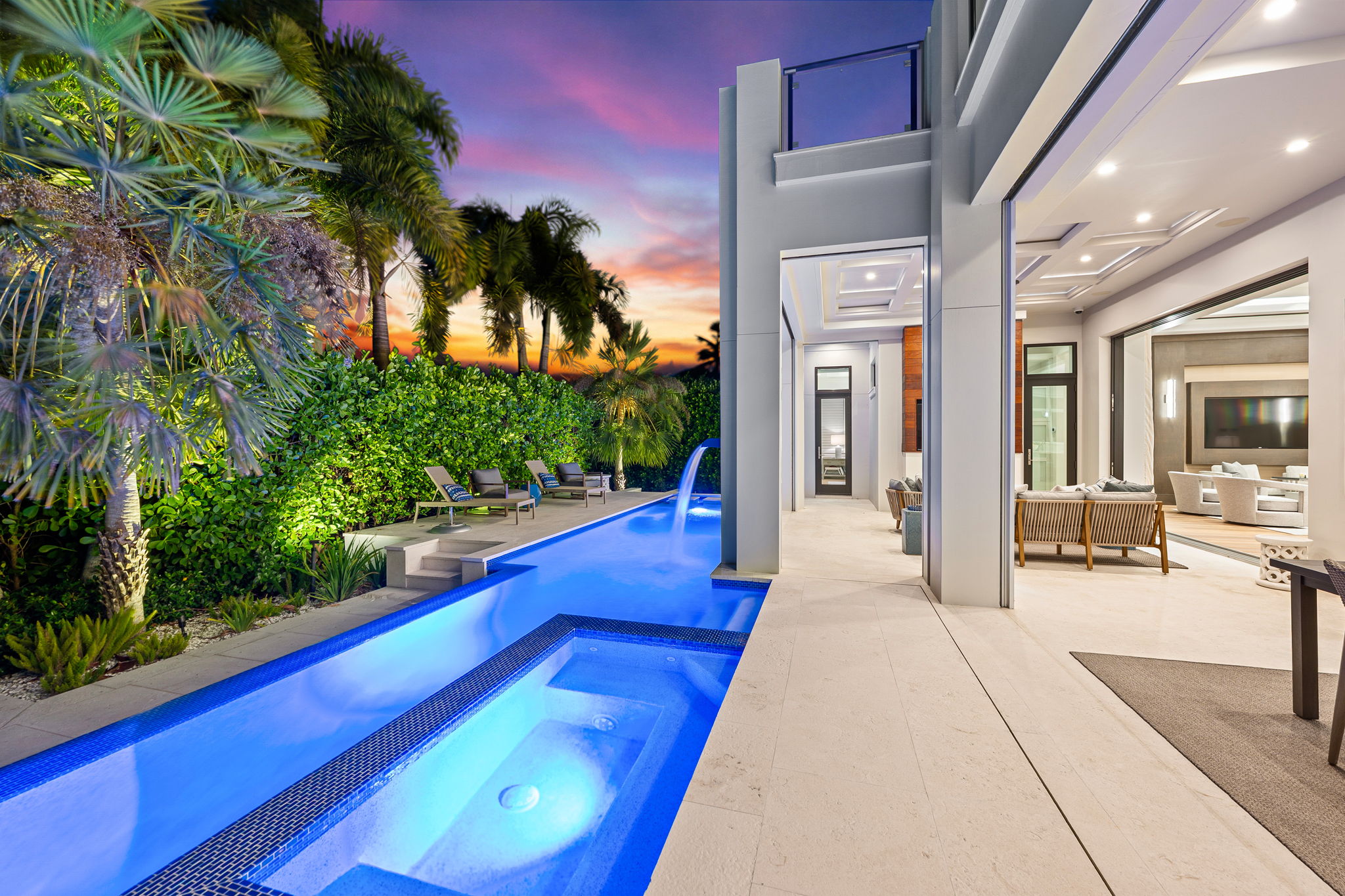 Pool - NIGHT View 2