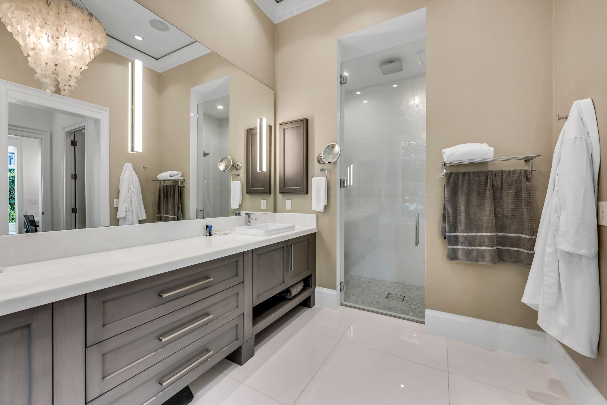Master Vanity - Shower