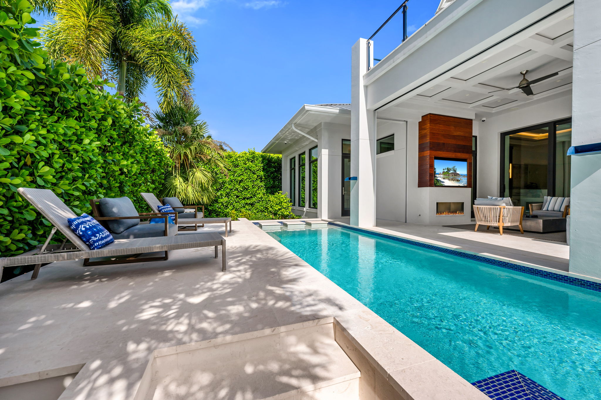 Pool View 3