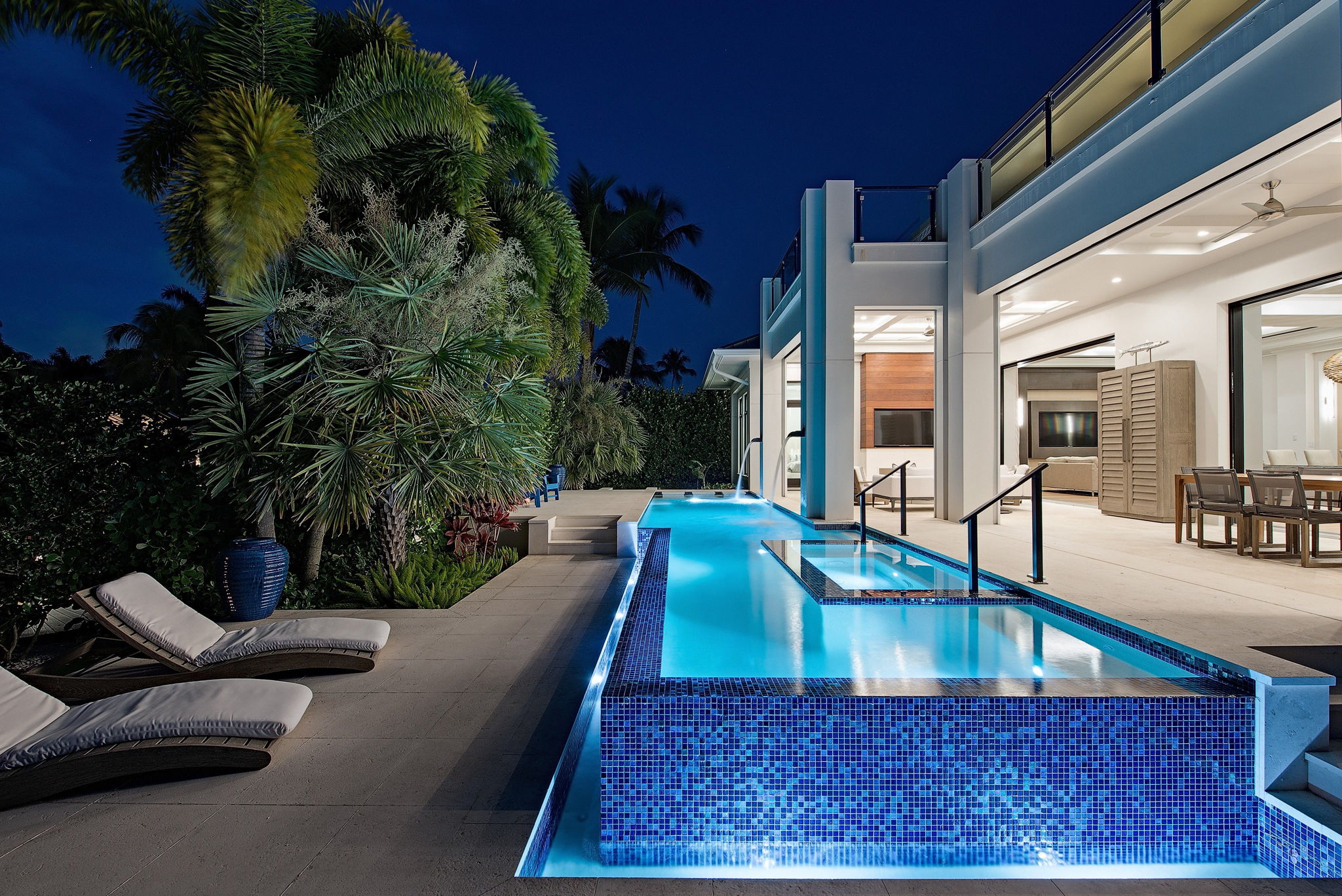 Pool - NIGHT