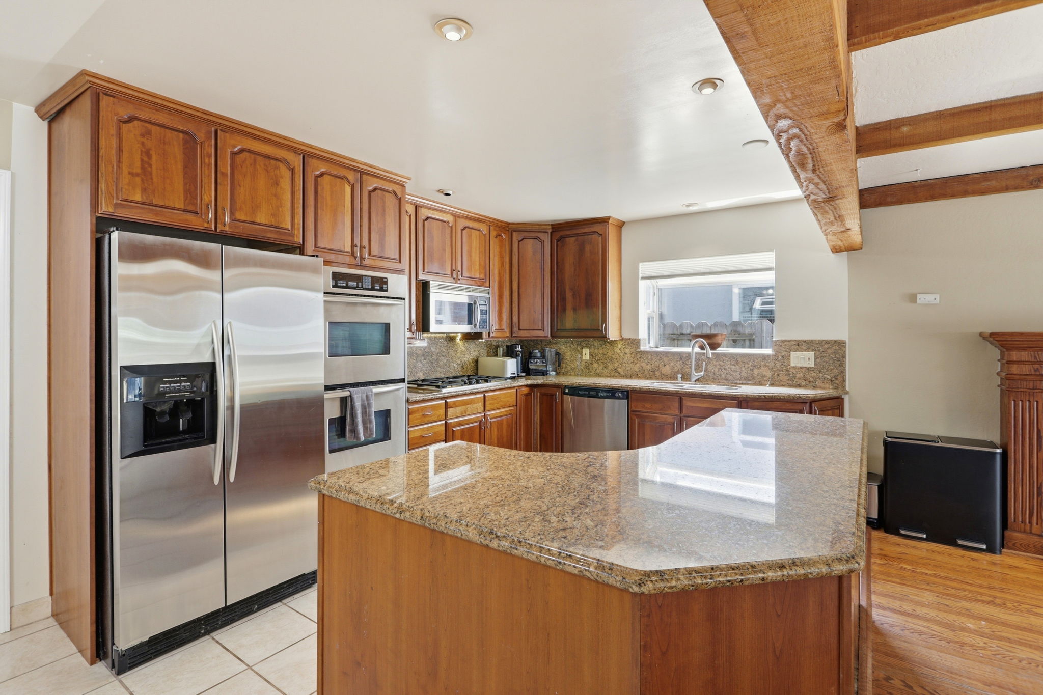 011_F8_1779 Lark Ln