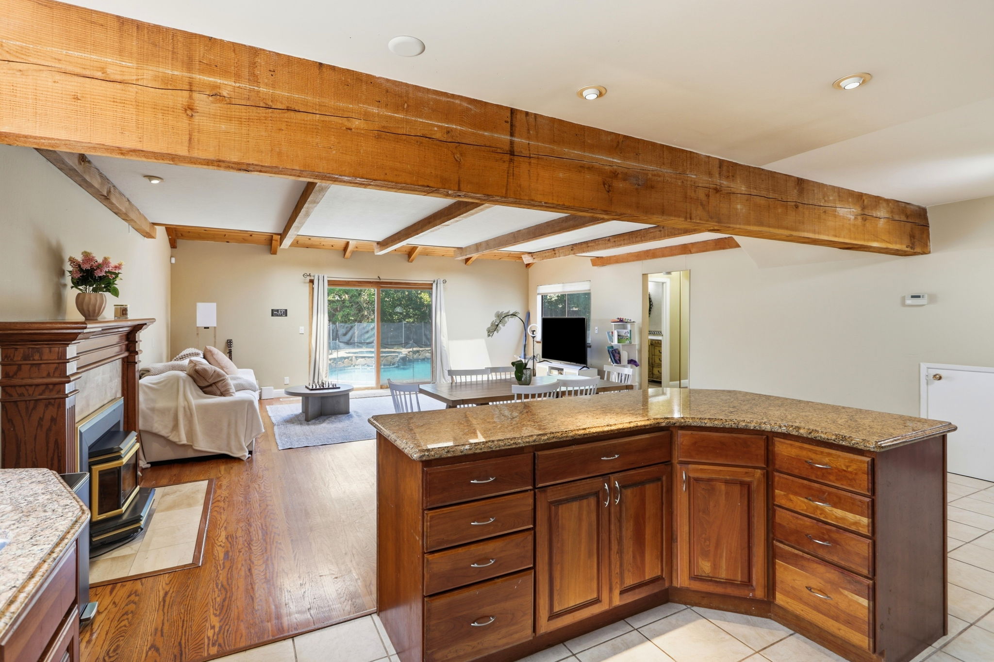 013_F8_1779 Lark Ln