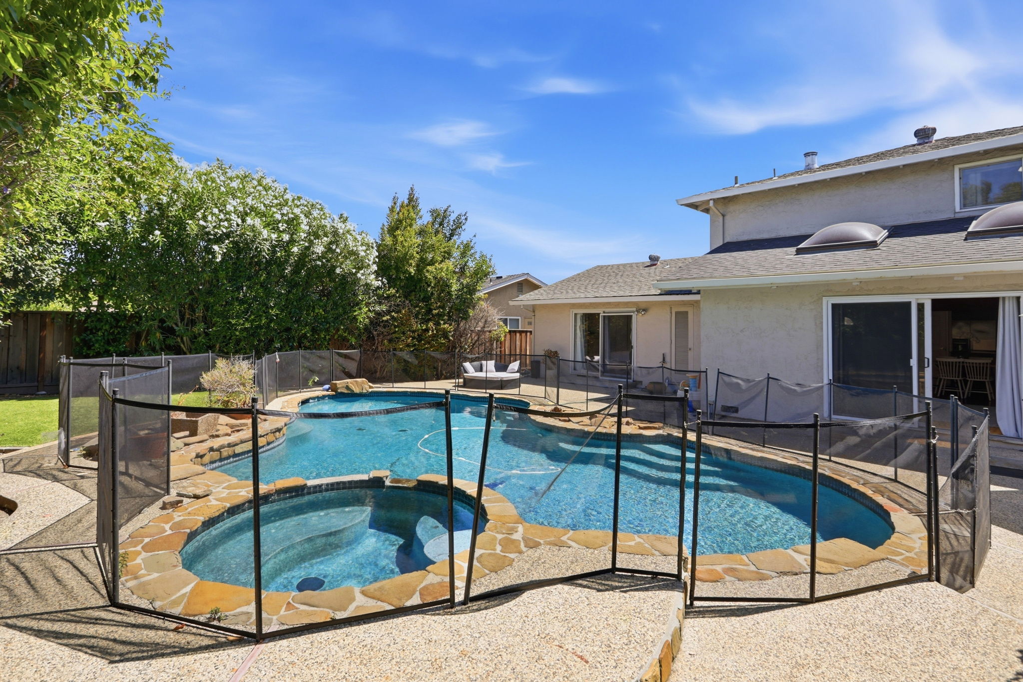 036_F8_1779 Lark Ln