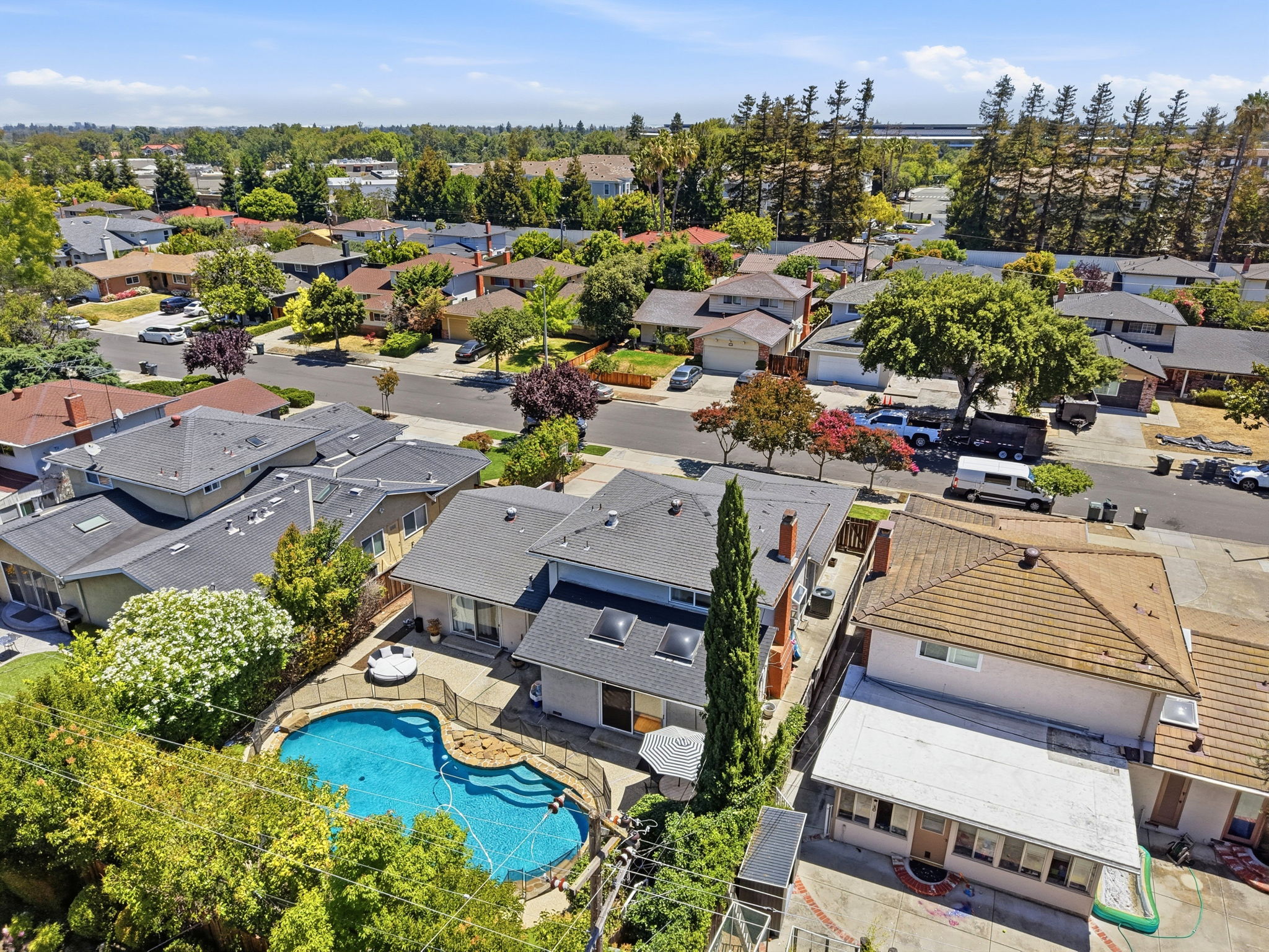 011_F8_AERIAL_1779 Lark Ln