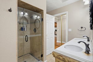 026_F8_1779 Lark Ln