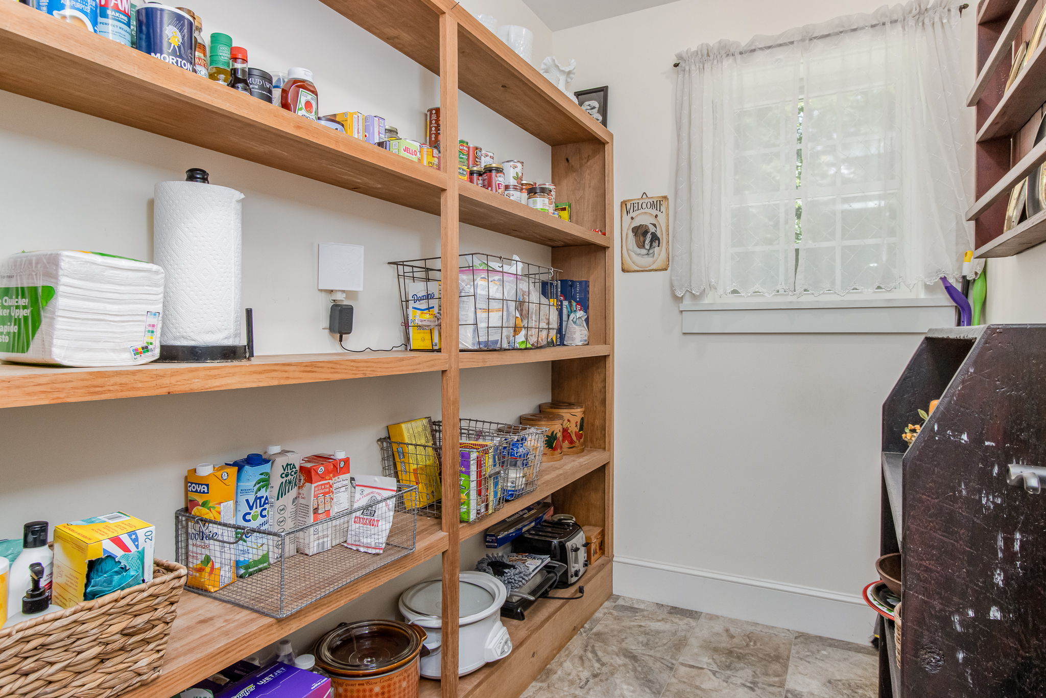 Pantry-1