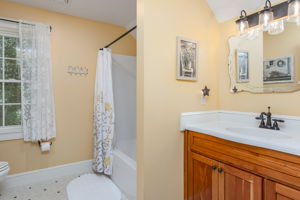 BathroomSecond-1