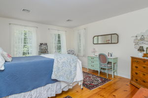 Bedroom2-1