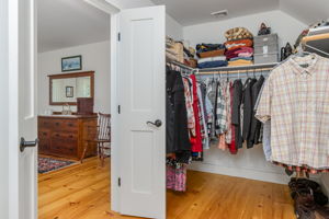BedroomPrimaryWardrobe-1
