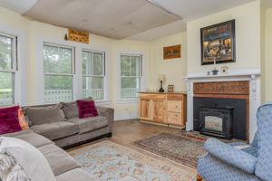 LivingRoom-3
