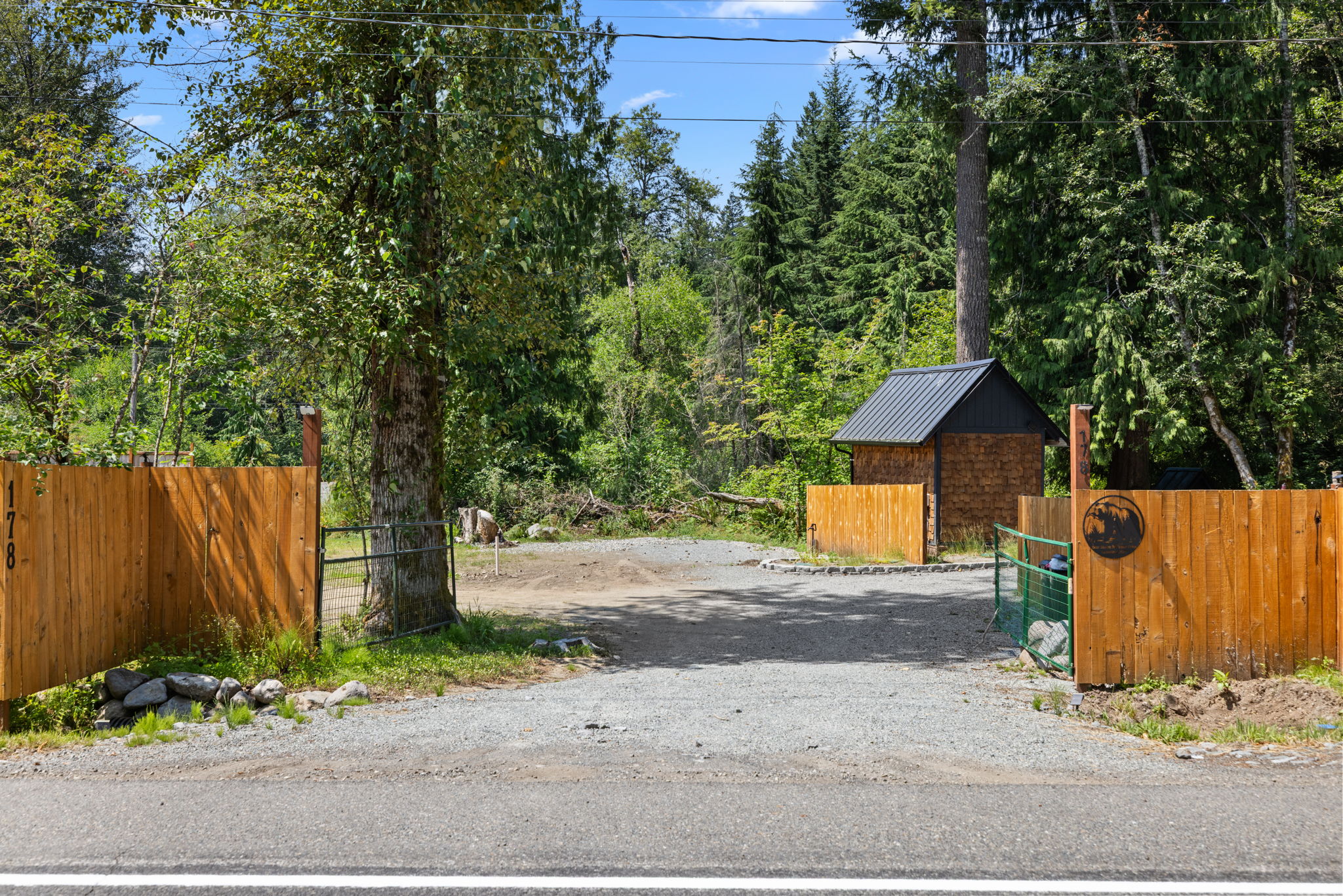  Photo 21