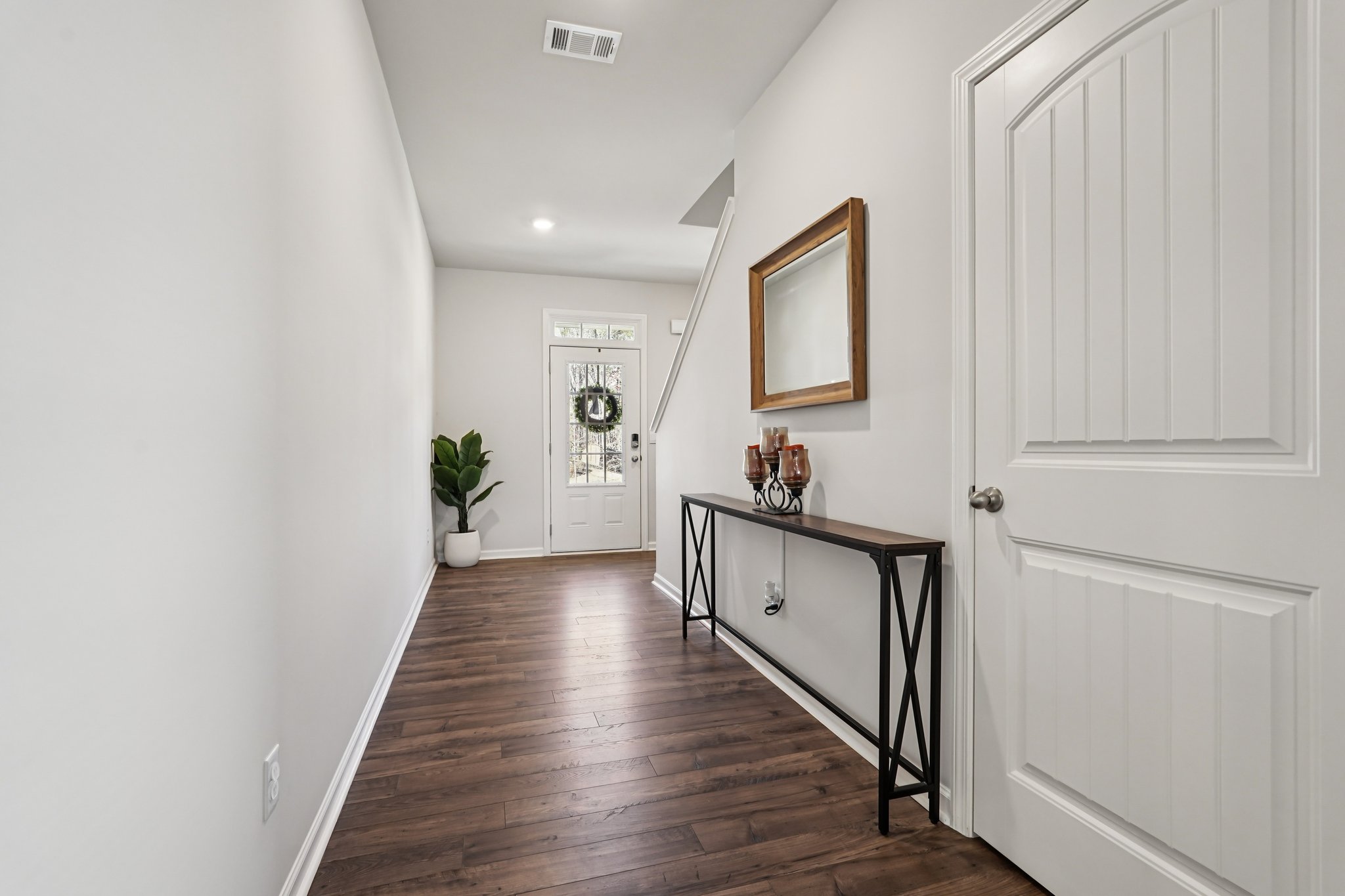 Whitewood Dr-S0702-019.jpg