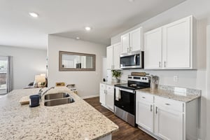 Whitewood Dr-S0702-016.jpg