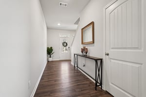 Whitewood Dr-S0702-019.jpg