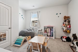 Whitewood Dr-S0702-022.jpg