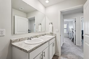 Whitewood Dr-S0702-036.jpg