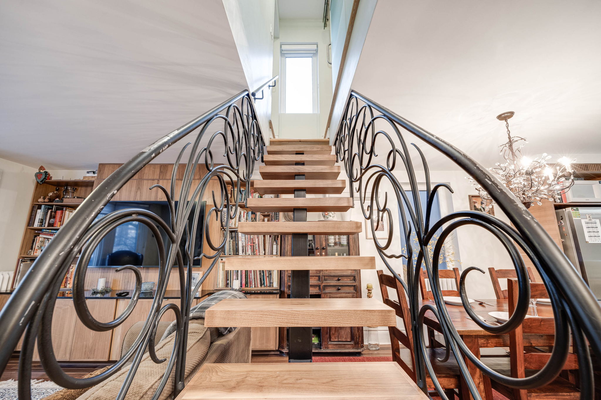 Toronto property showcase — delivered property photograph 23