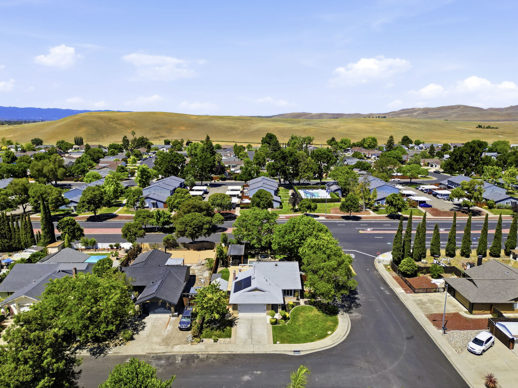 008_F8_AERIAL_1780 Honeysuckle Rd
