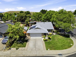 005_F8_AERIAL_1780 Honeysuckle Rd
