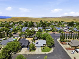 008_F8_AERIAL_1780 Honeysuckle Rd