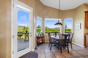 Breakfast Nook