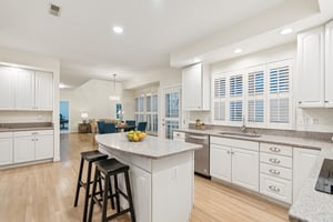 Gourmet Kitchen Reverse