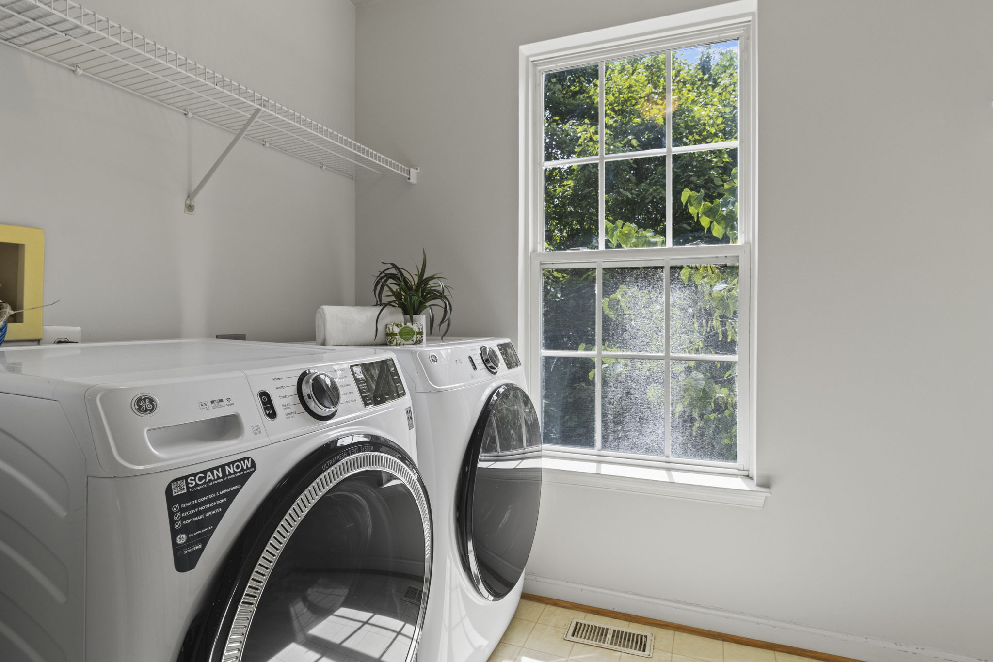 Upper-Level Laundry Room