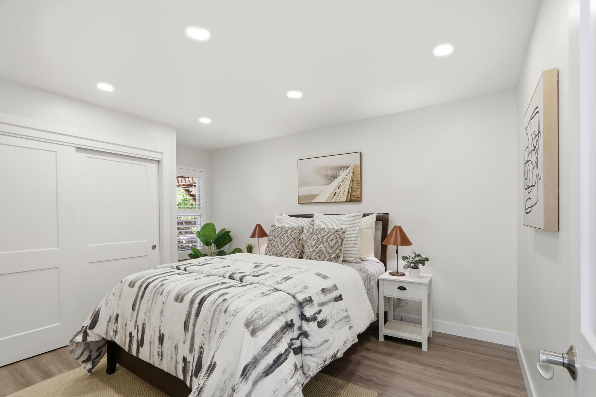 025_F8_1781 Penwood St