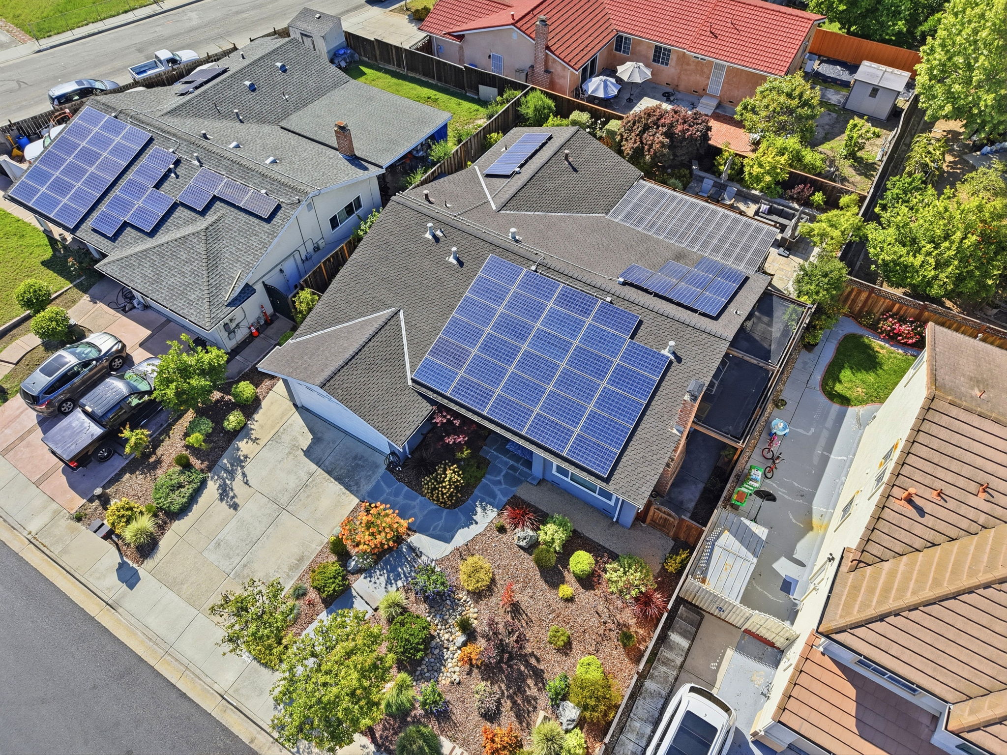 010_F8_AERIAL_1781 Penwood St