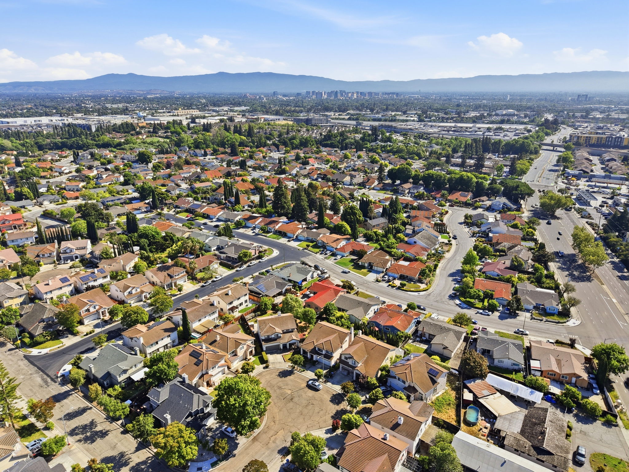 021_F8_AERIAL_1781 Penwood St
