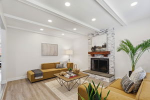009_F8_1781 Penwood St