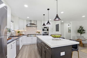 014_F8_1781 Penwood St