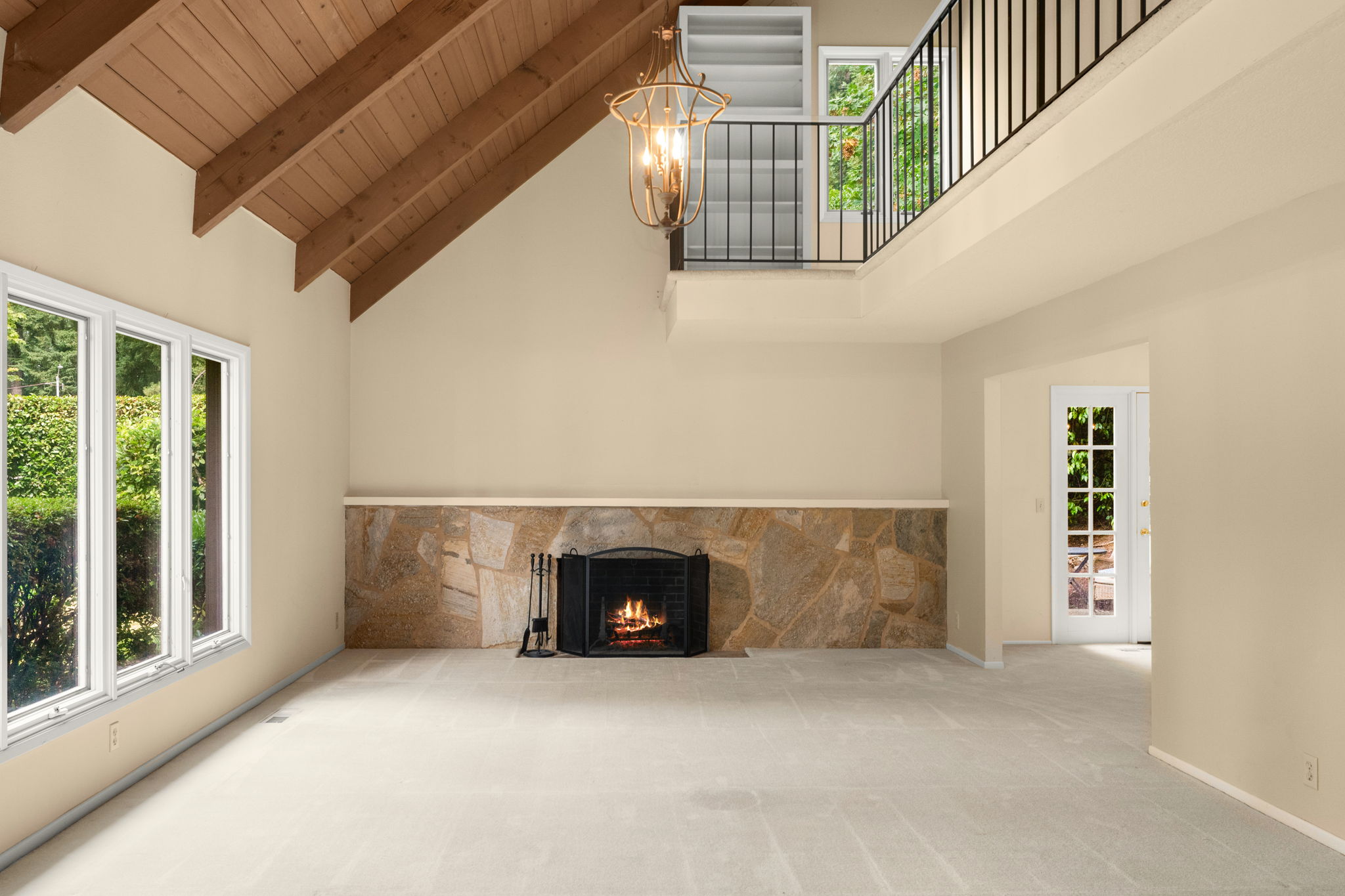 Formal Living Room - Vaulted Ceilings