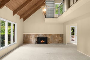 Formal Living Room - Vaulted Ceilings