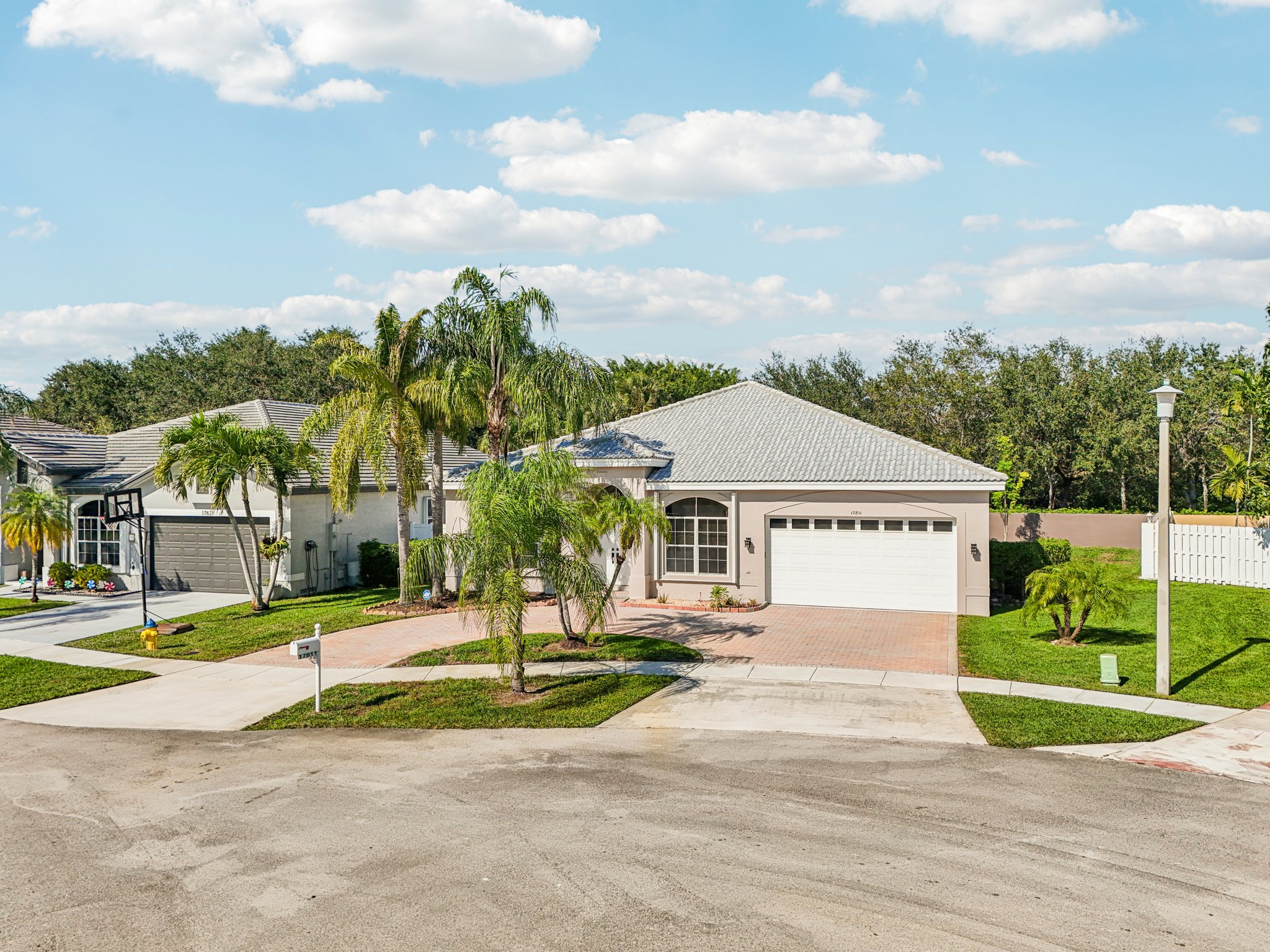 SW 4th Ct-S3112-002.jpg