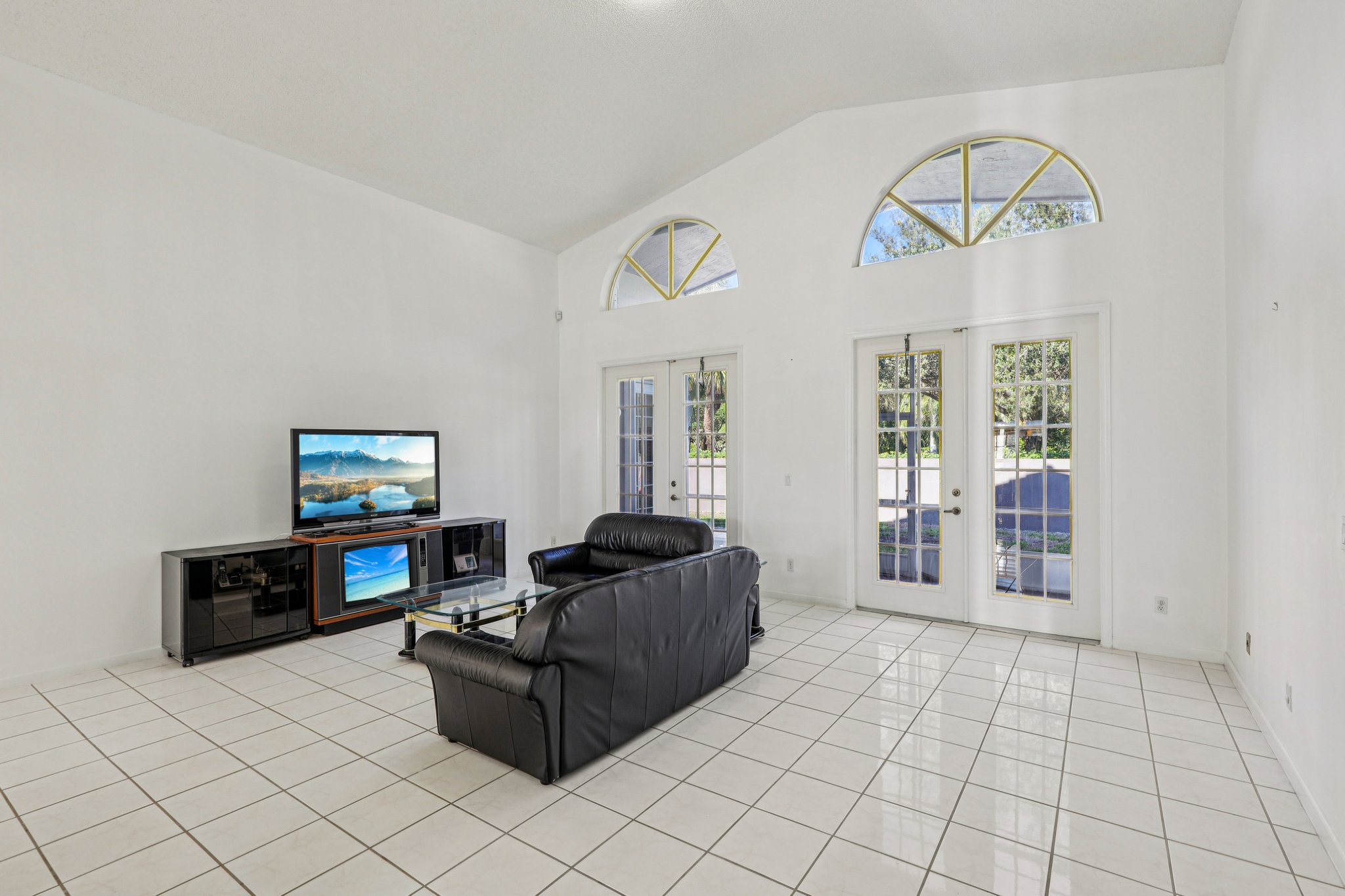 SW 4th Ct-S3112-010.jpg