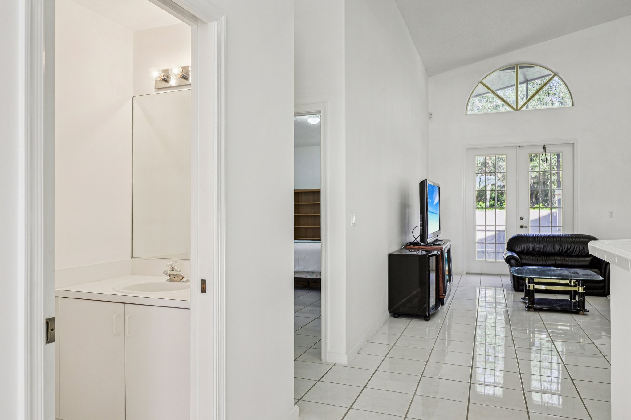 SW 4th Ct-S3112-035.jpg