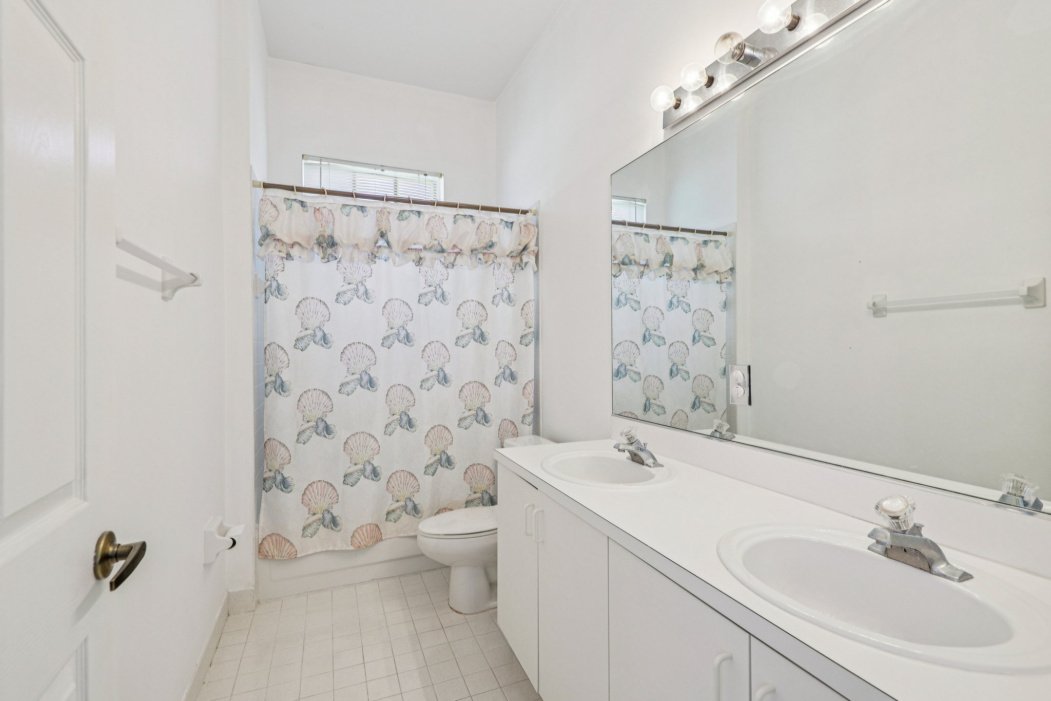 SW 4th Ct-S3112-046.jpg