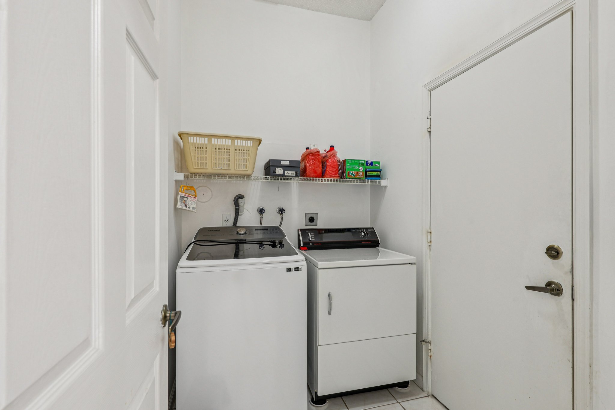 SW 4th Ct-S3112-049.jpg