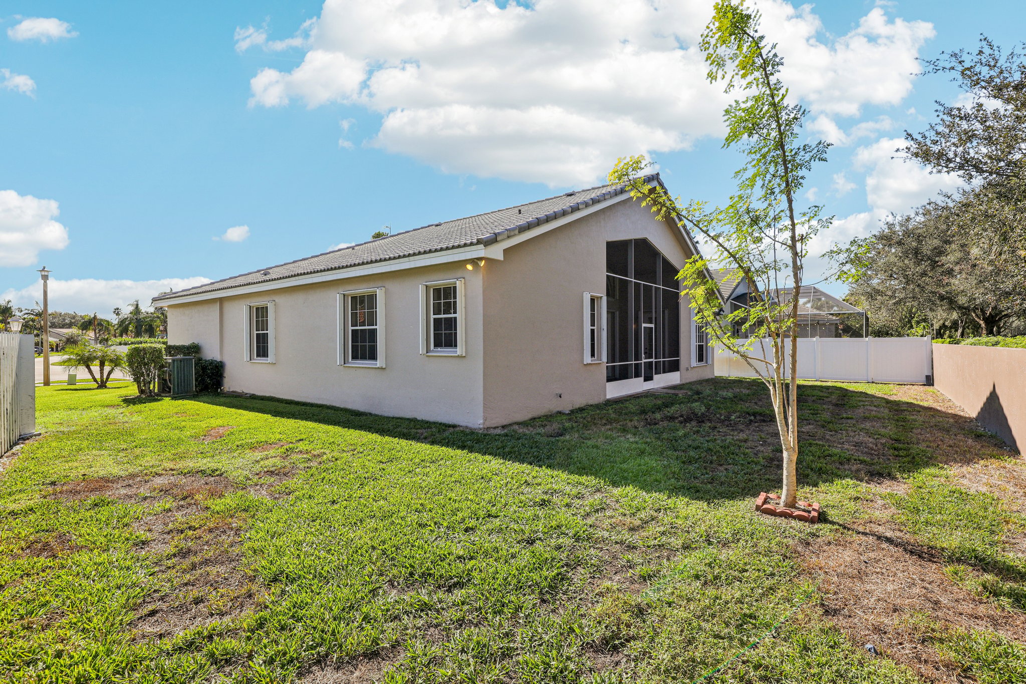 SW 4th Ct-S3112-056.jpg