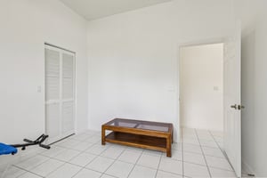 SW 4th Ct-S3112-025.jpg