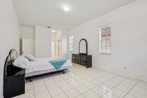 SW 4th Ct-S3112-039.jpg