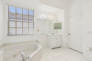 SW 4th Ct-S3112-042.jpg